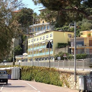 Hotel Marina